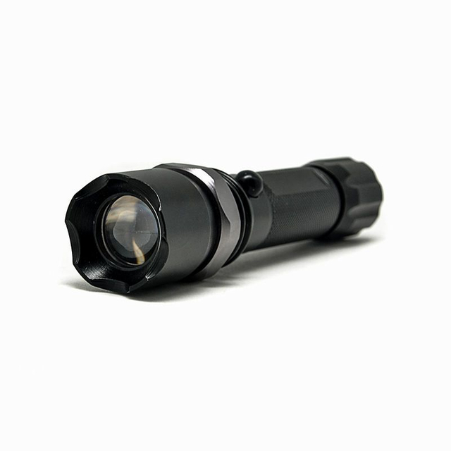 8113可充電手電筒LED 4燈模式